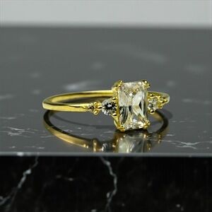 New Gold-Plated Sterling Silver Radiant-Cut CZ Ring, Size 7